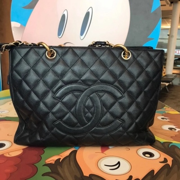 Authentic Chanel GST - Picture 5 of 5